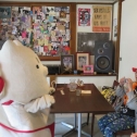 お友達と会話中。