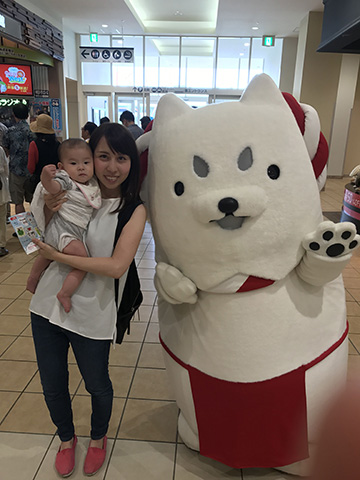 しっぺいと同じポーズで
